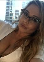 Evie strikingly beautiful girl - amsterdam hot escort