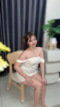 Bsngkok escort Cee 21 years old girl